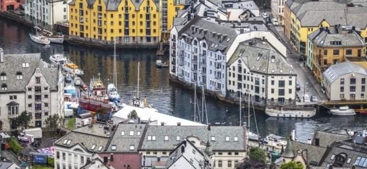 Apartmán Koselig Garasjeloft! Langevag Exteriér fotografie